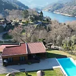 Casa Dos Cortinhais Сasa de vacaciones
