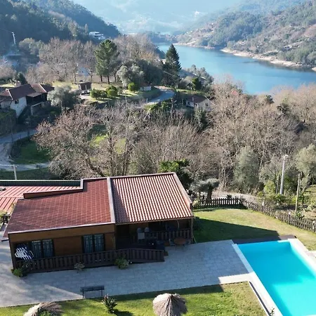 Casa Dos Cortinhais Nyaraló