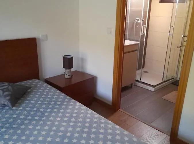 Casa Dos Cortinhais 비에이라도미노