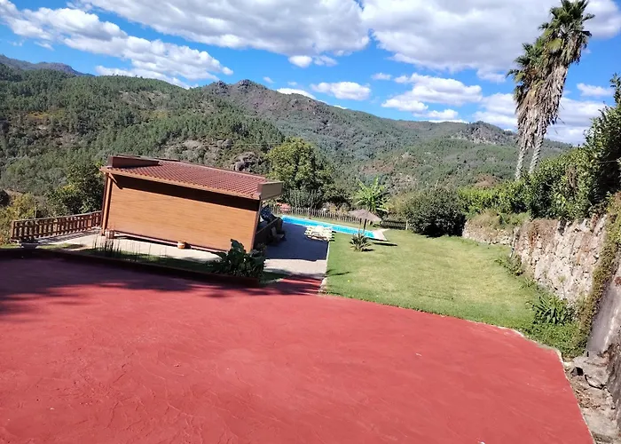 펜션 Casa Dos Cortinhais *